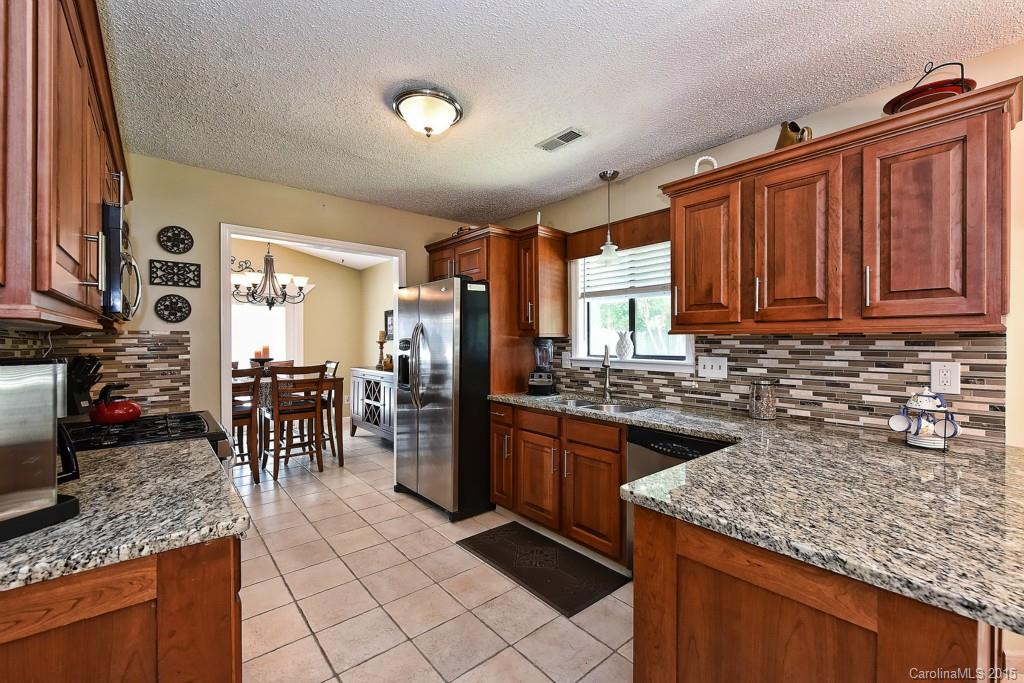 11233 Snapfinger Drive Charlotte NC 28277