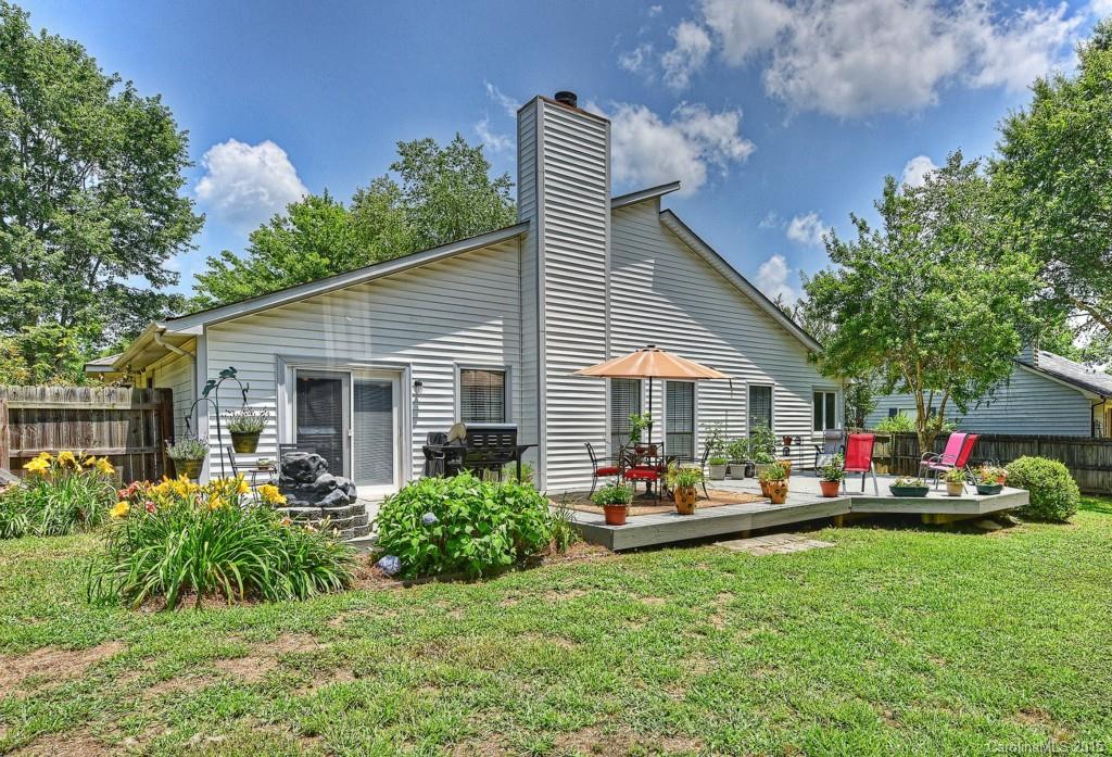 11233 Snapfinger Drive Charlotte NC 28277