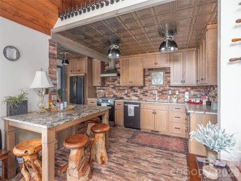 461 Ferguson Cove Loop Clyde NC 28721