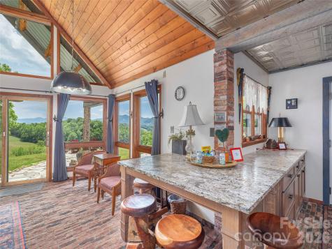 461 Ferguson Cove Loop Clyde NC 28721