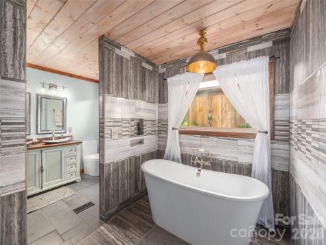 461 Ferguson Cove Loop Clyde NC 28721