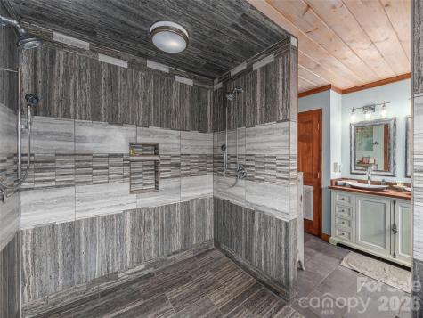 461 Ferguson Cove Loop Clyde NC 28721