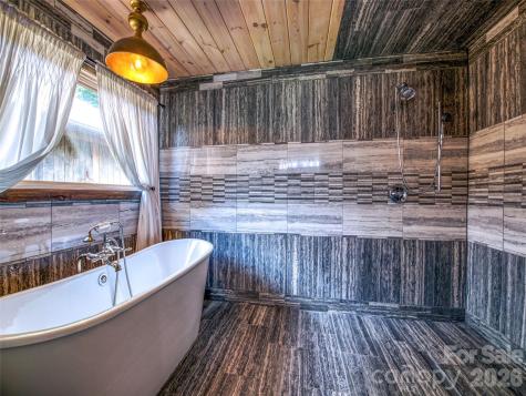 461 Ferguson Cove Loop Clyde NC 28721