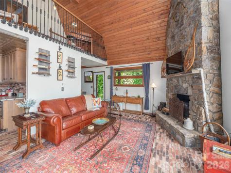 461 Ferguson Cove Loop Clyde NC 28721