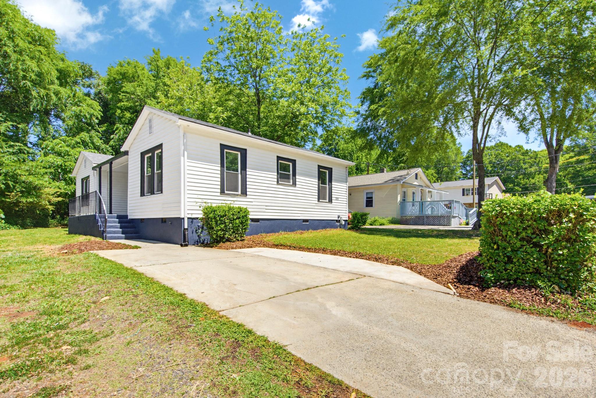 2622 Hemphill Street Charlotte NC 28208