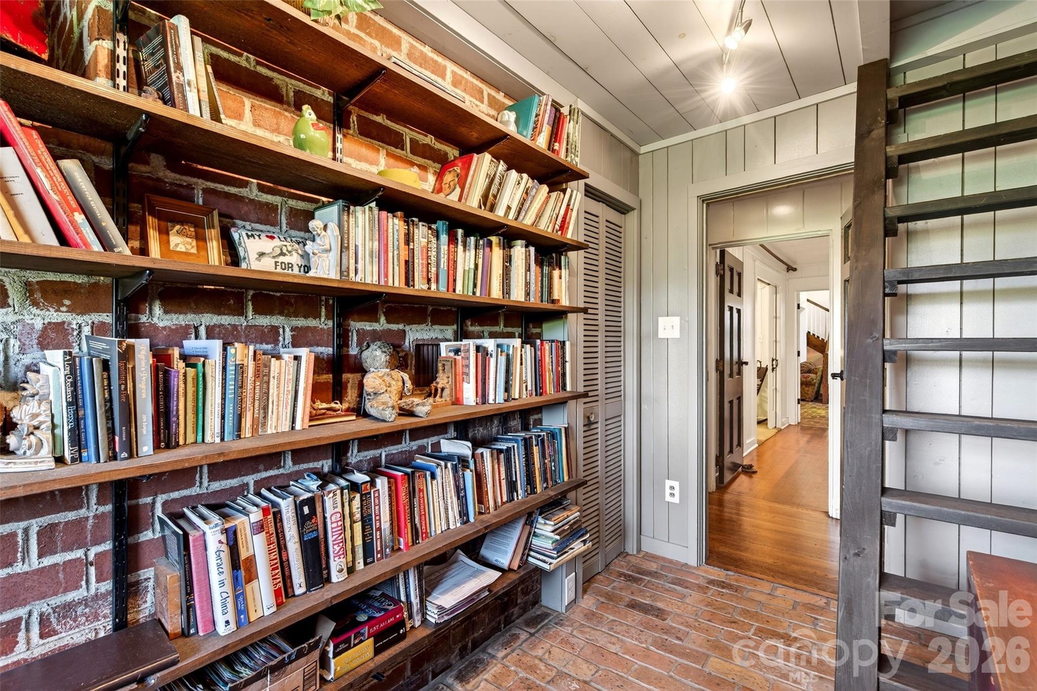 75 Old Lakey Gap Road Black Mountain NC 28711