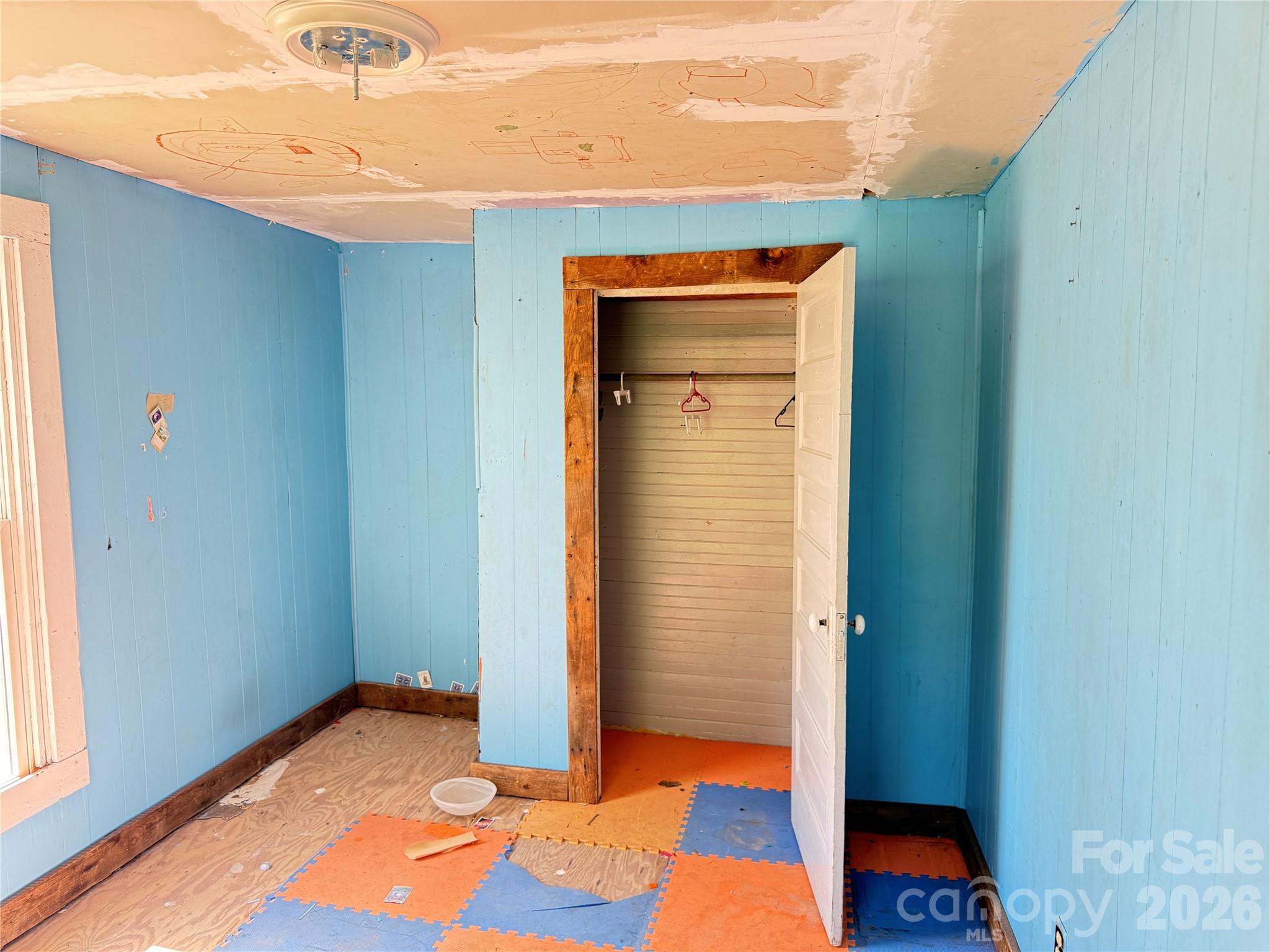 100 Hickory Street Rhodhiss NC 28667