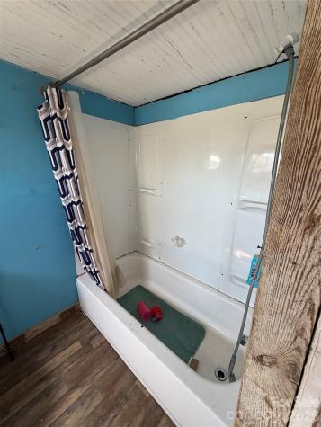 100 Hickory Street Rhodhiss NC 28667