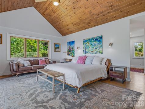 100 Big Spring Drive Asheville NC 28804