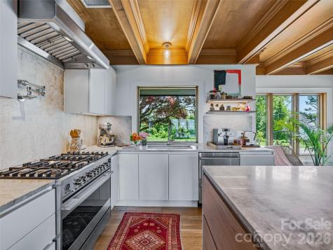 100 Big Spring Drive Asheville NC 28804