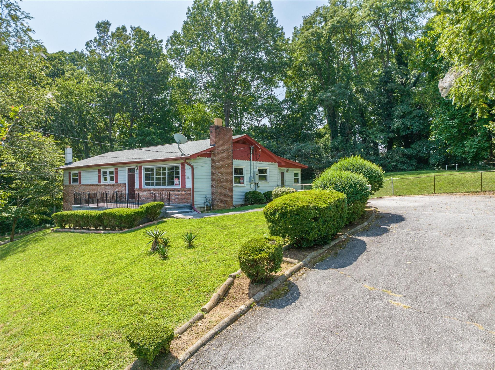 49 Yale Street Asheville NC 28806