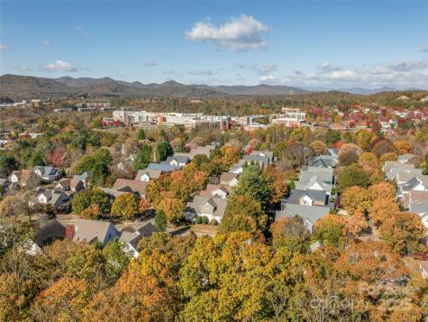 1501 Kentmere Lane Asheville NC 28803
