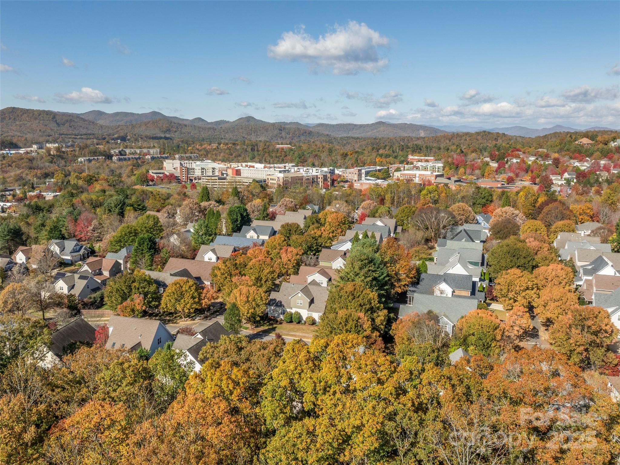 1501 Kentmere Lane Asheville NC 28803