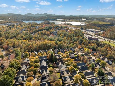 1501 Kentmere Lane Asheville NC 28803