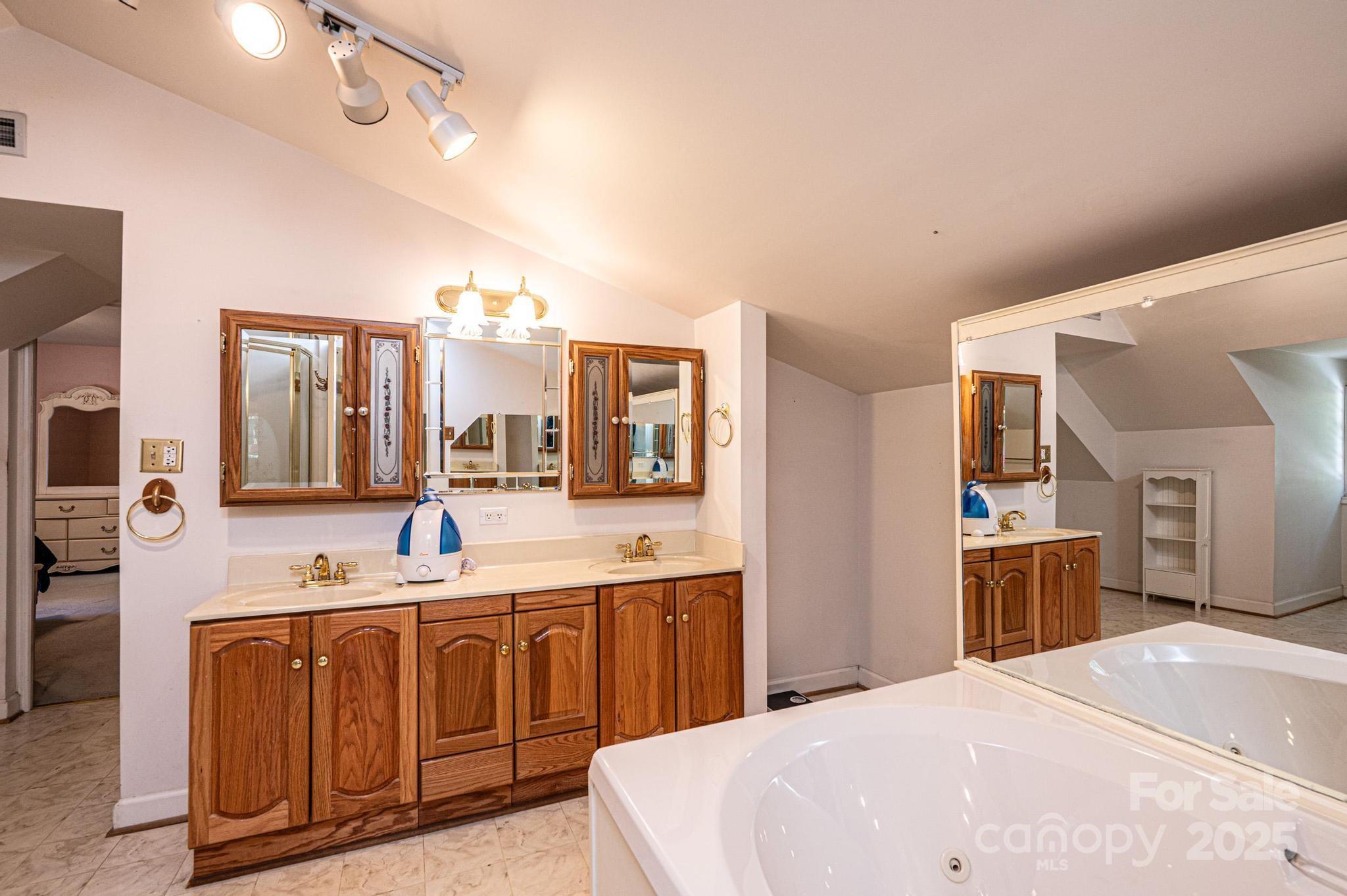 10 Riverview Circle Granite Falls NC 28630