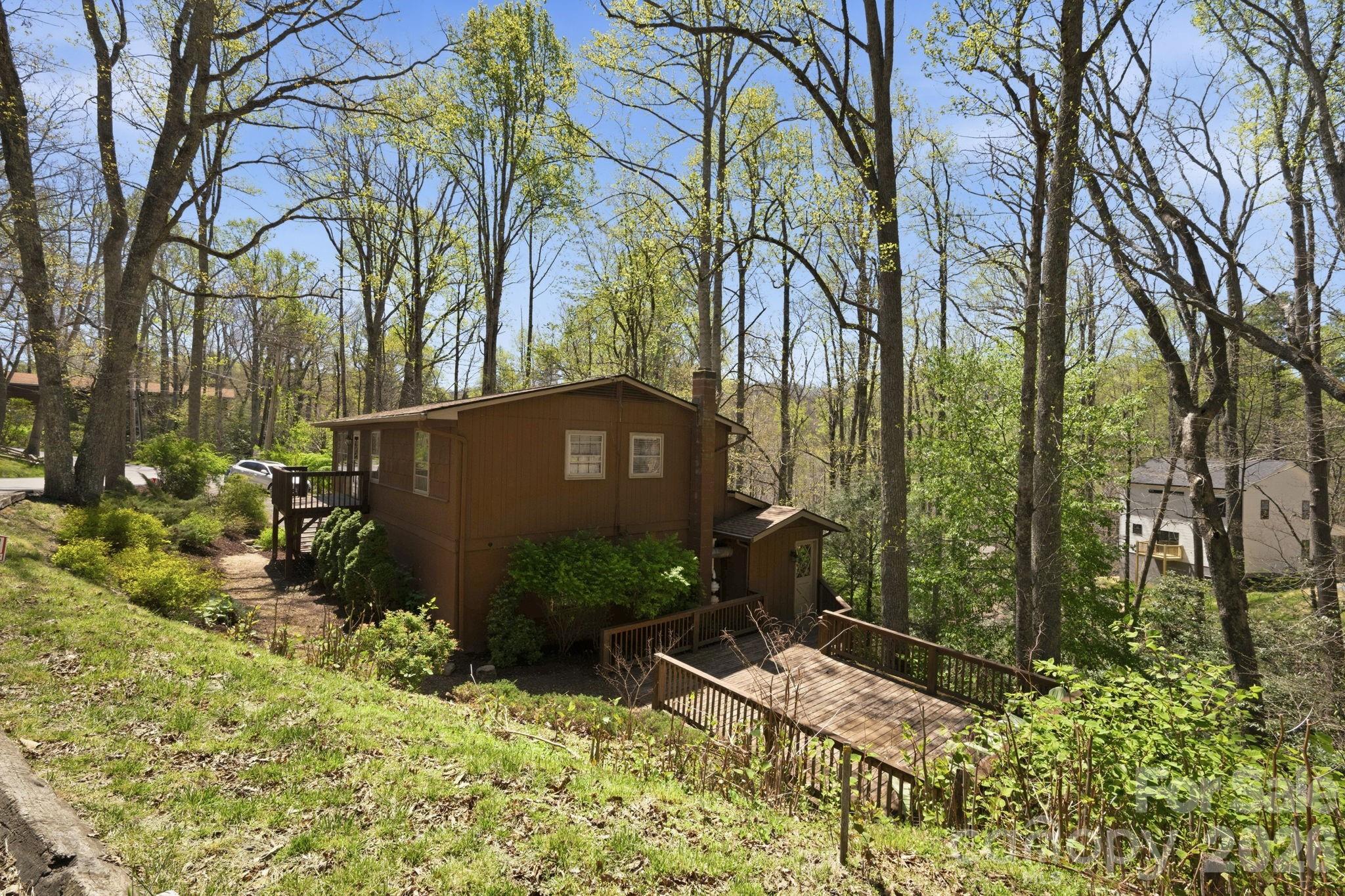 806 Dogwood Drive Boone NC 28607