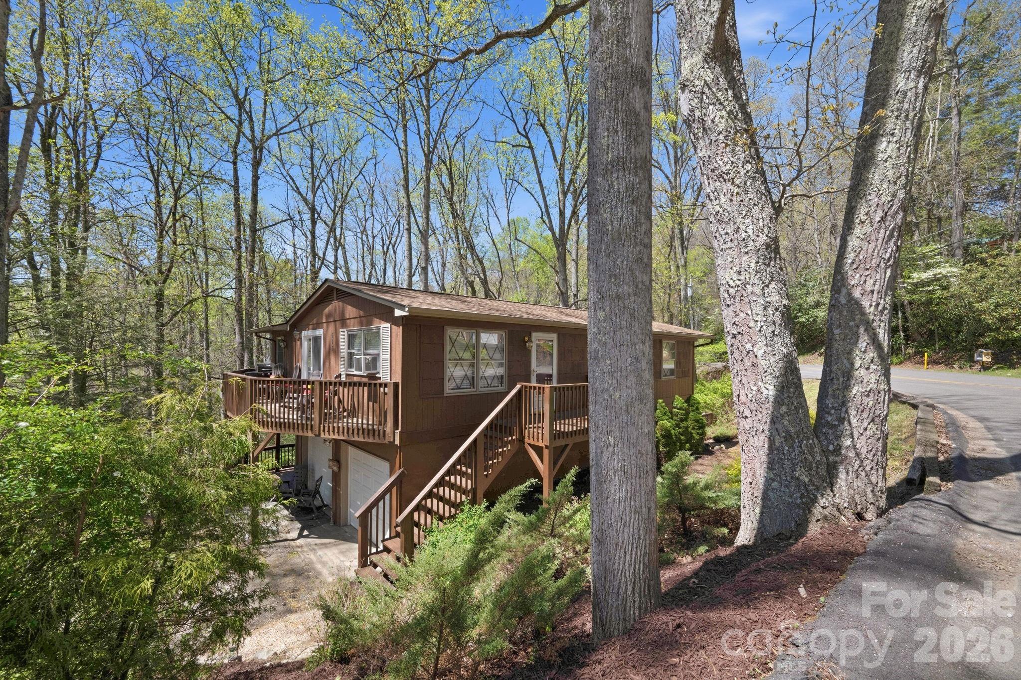 806 Dogwood Drive Boone NC 28607