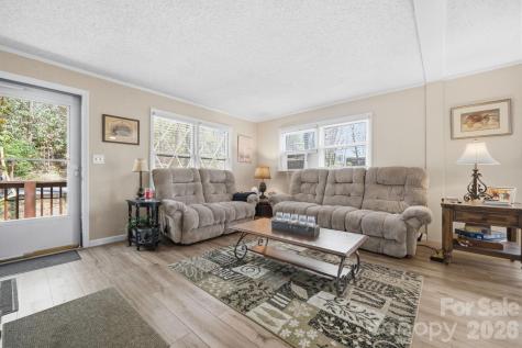 806 Dogwood Drive Boone NC 28607