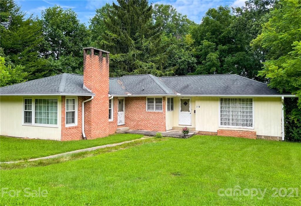 210 Hawthorne Drive Brevard NC 28712