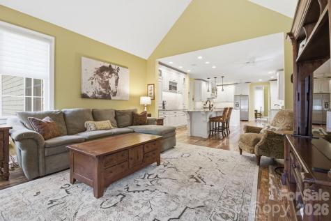 164 Saddle Ridge West End NC 27376