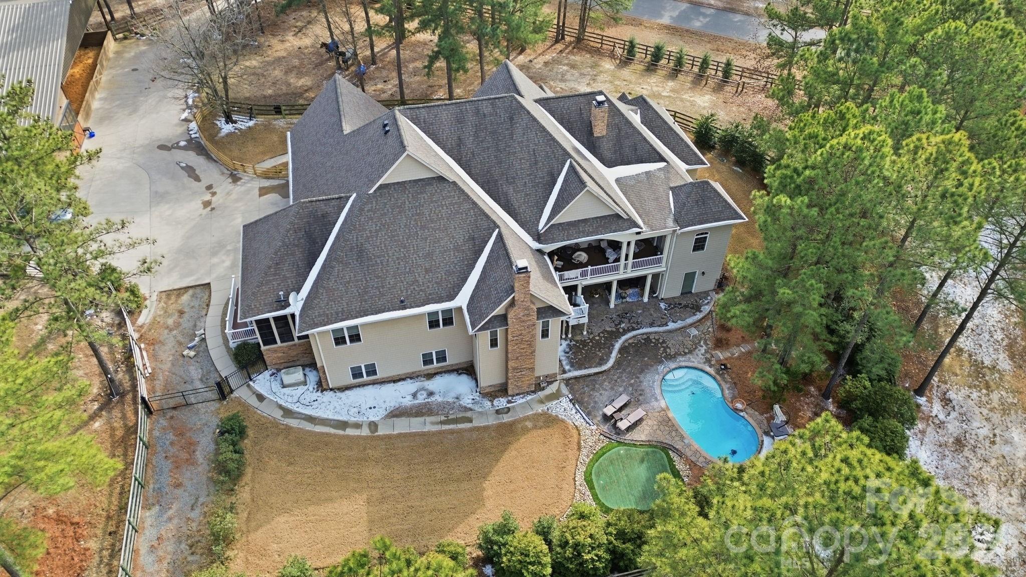 164 Saddle Ridge West End NC 27376