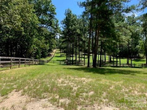 164 Saddle Ridge West End NC 27376