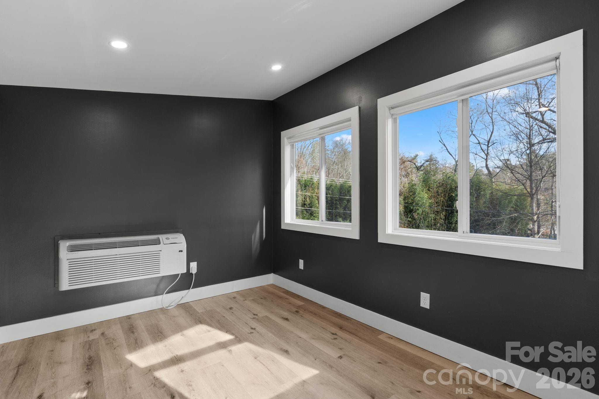 24 Lower Grassy Branch Road Asheville NC 28805