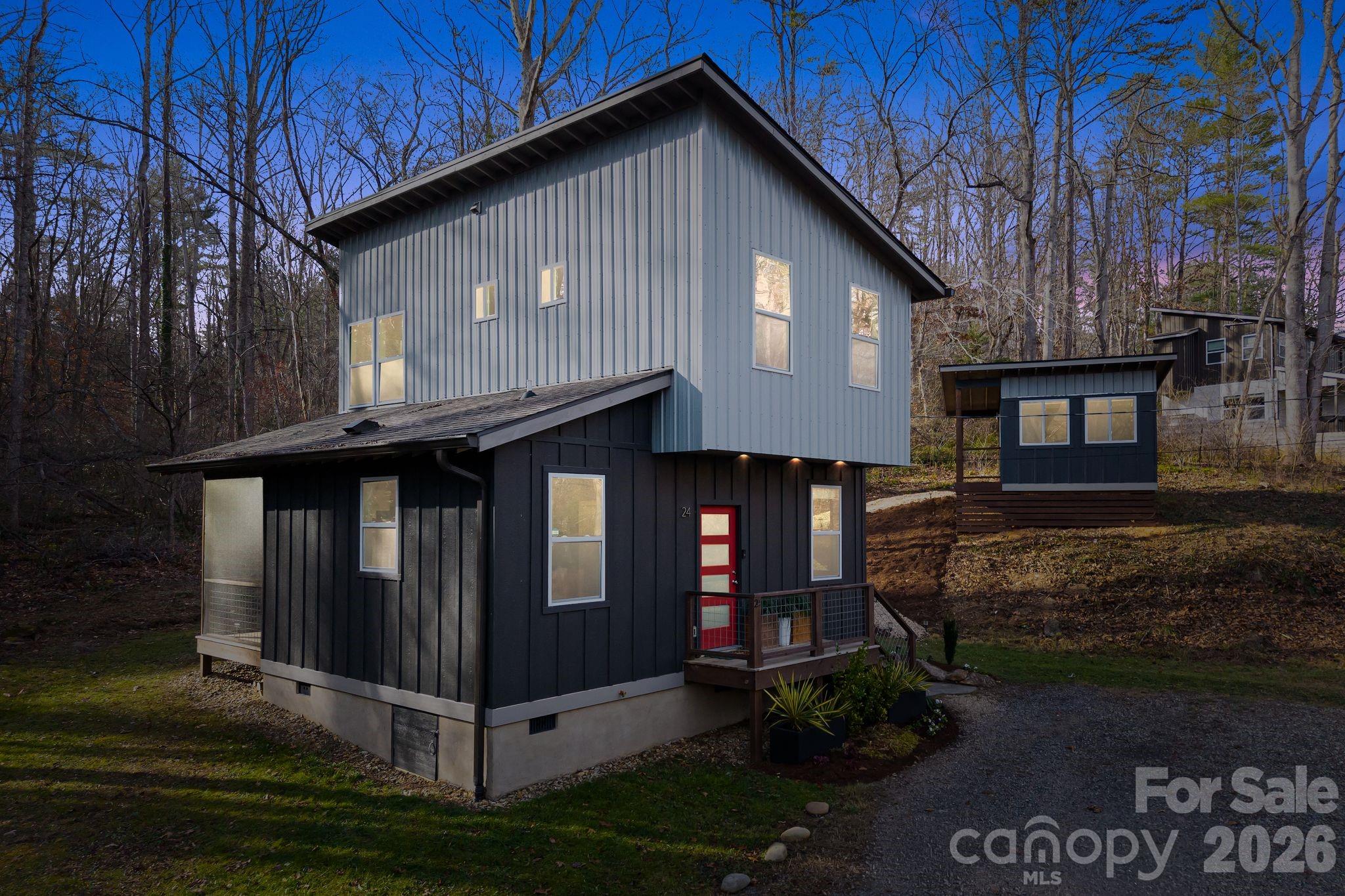 24 Lower Grassy Branch Road Asheville NC 28805