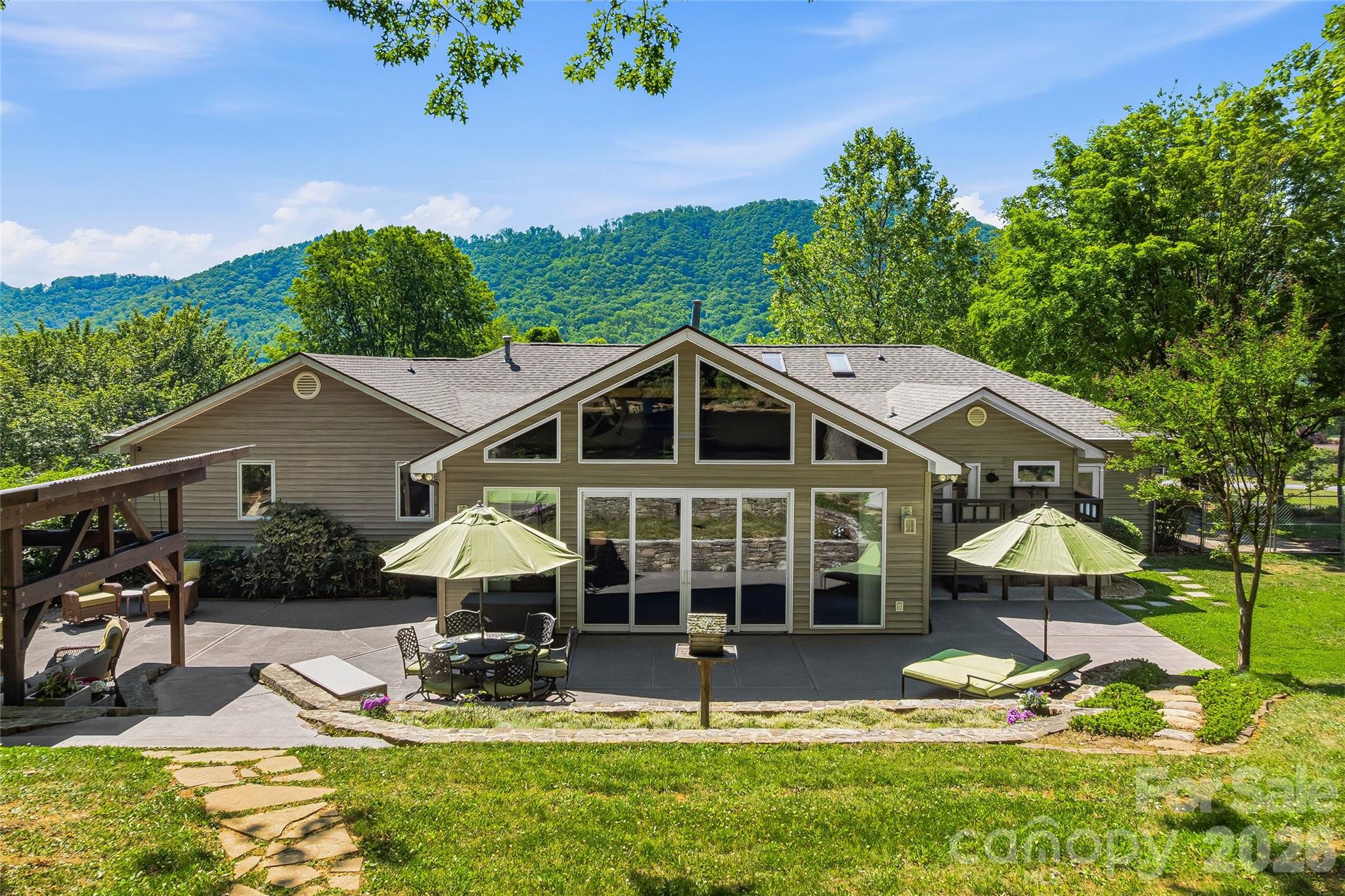 51 White Pine Circle Fletcher NC 28732