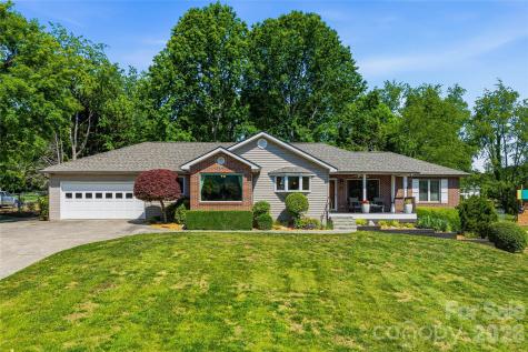 51 White Pine Circle Fletcher NC 28732