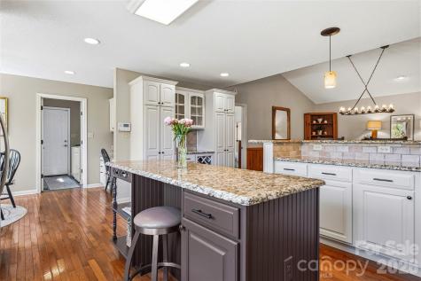 51 White Pine Circle Fletcher NC 28732