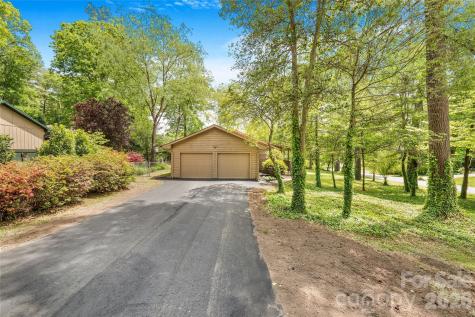 135 Scarlet Drive Fletcher NC 28732