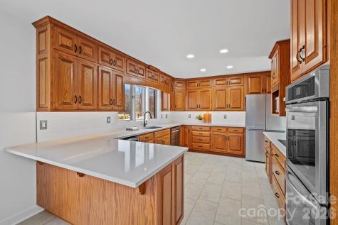 735 Macedonia Road Asheville NC 28804