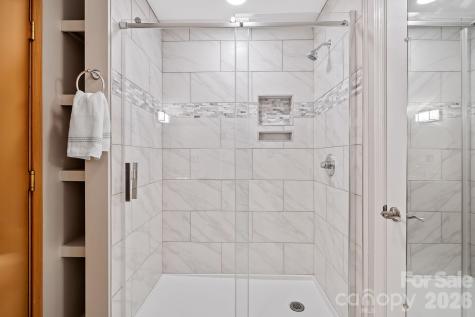 735 Macedonia Road Asheville NC 28804