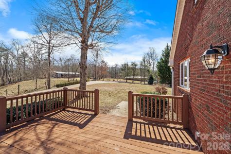 735 Macedonia Road Asheville NC 28804