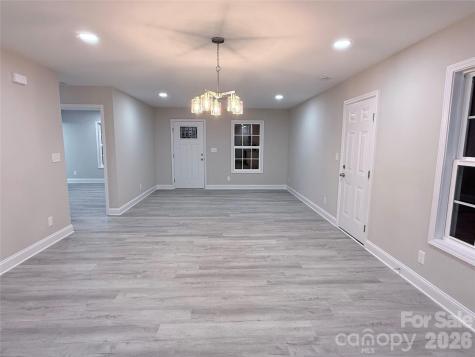 124 Peace Lane Mooresville NC 28115