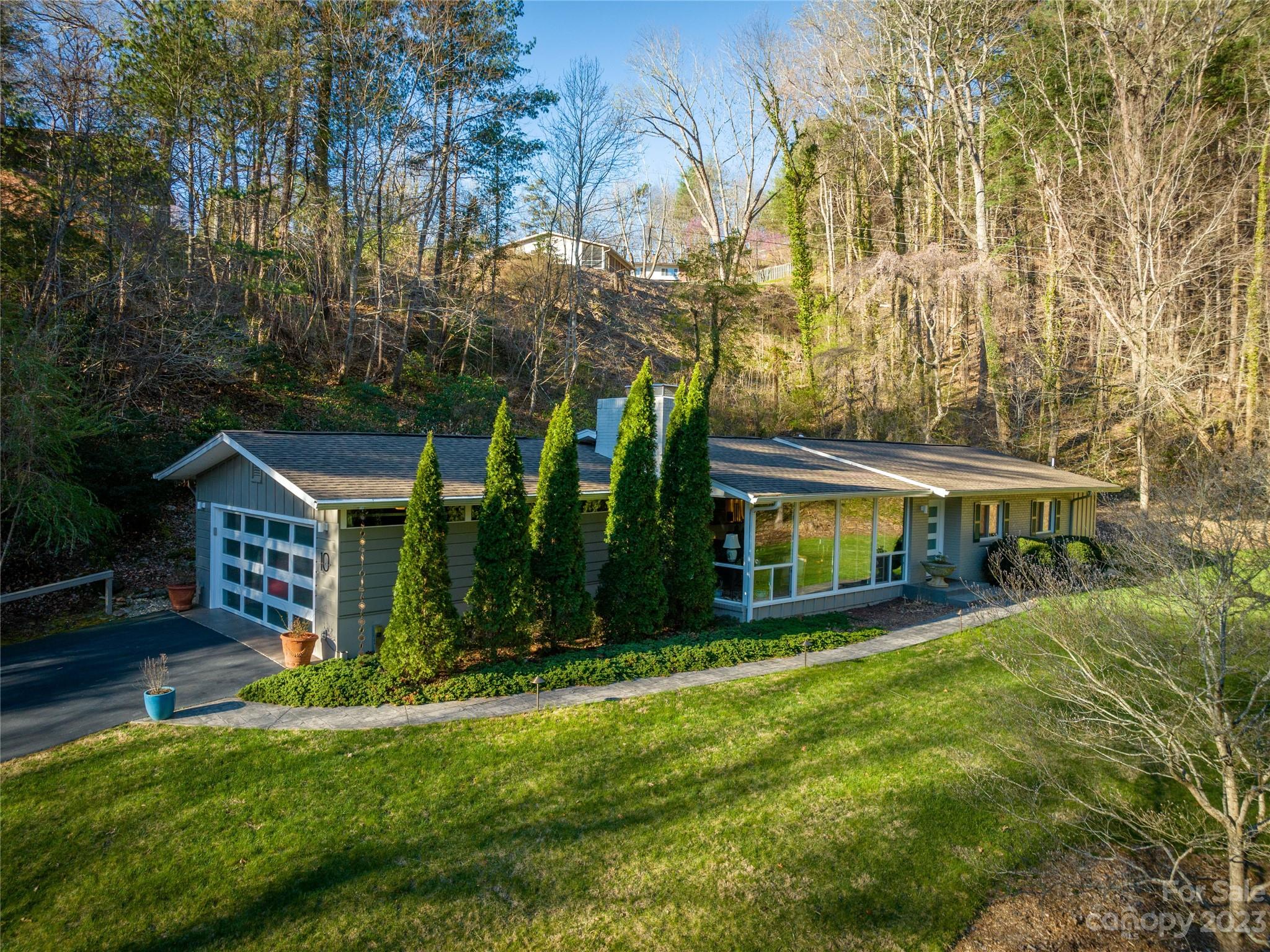 10 Brookwood Road Asheville NC 28804