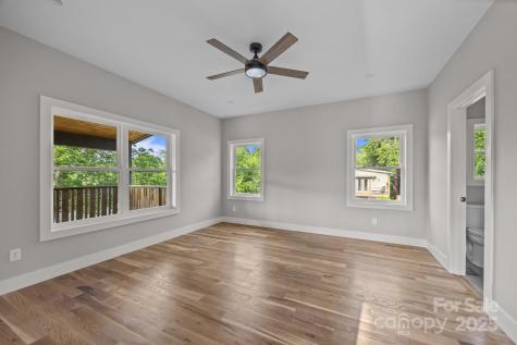 34 Woodrow Avenue Asheville NC 28801