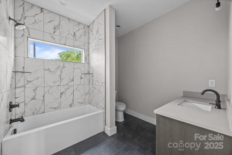 34 Woodrow Avenue Asheville NC 28801