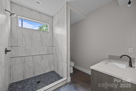 34 Woodrow Avenue Asheville NC 28801
