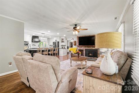 9116 Highland Creek Parkway Charlotte NC 28269