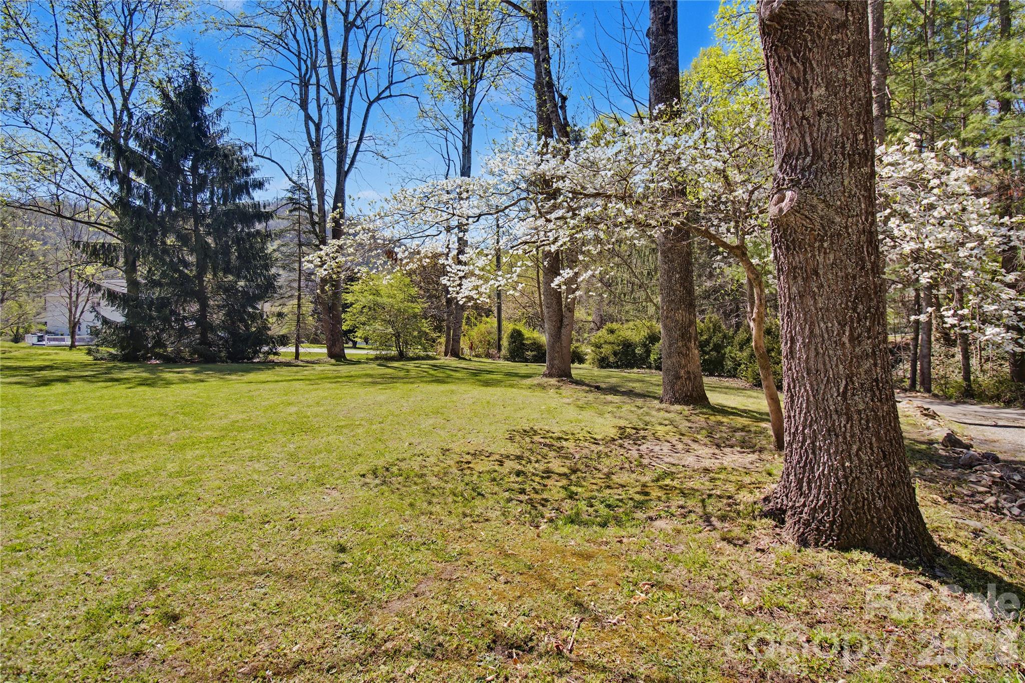51 Hawks Landing Weaverville NC 28787