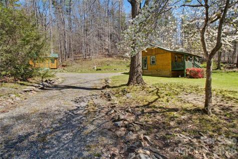 51 Hawks Landing Weaverville NC 28787