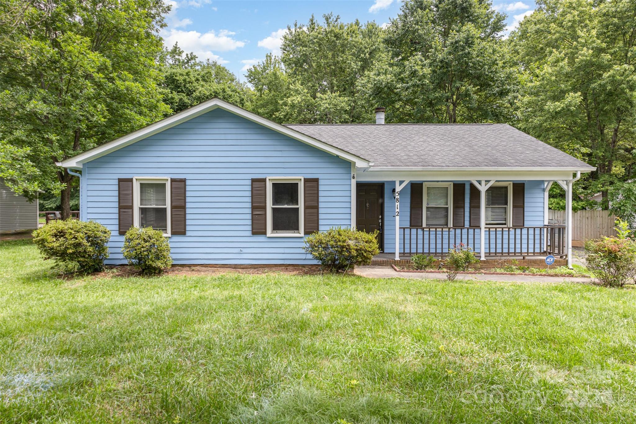 5812 Old Meadow Road Charlotte NC 28227