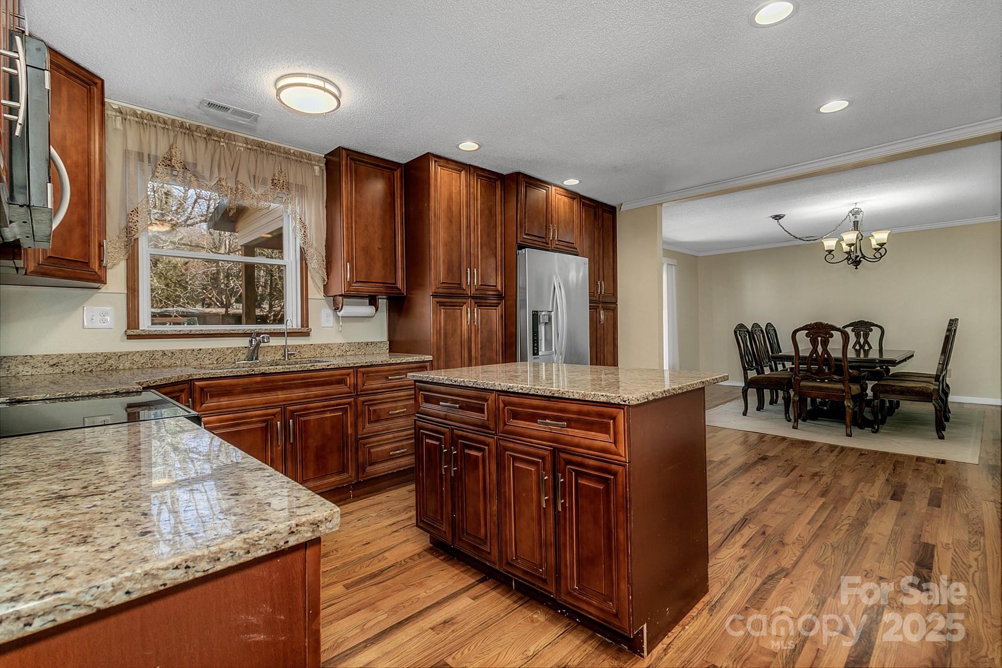 10 Lavender Lane Candler NC 28715