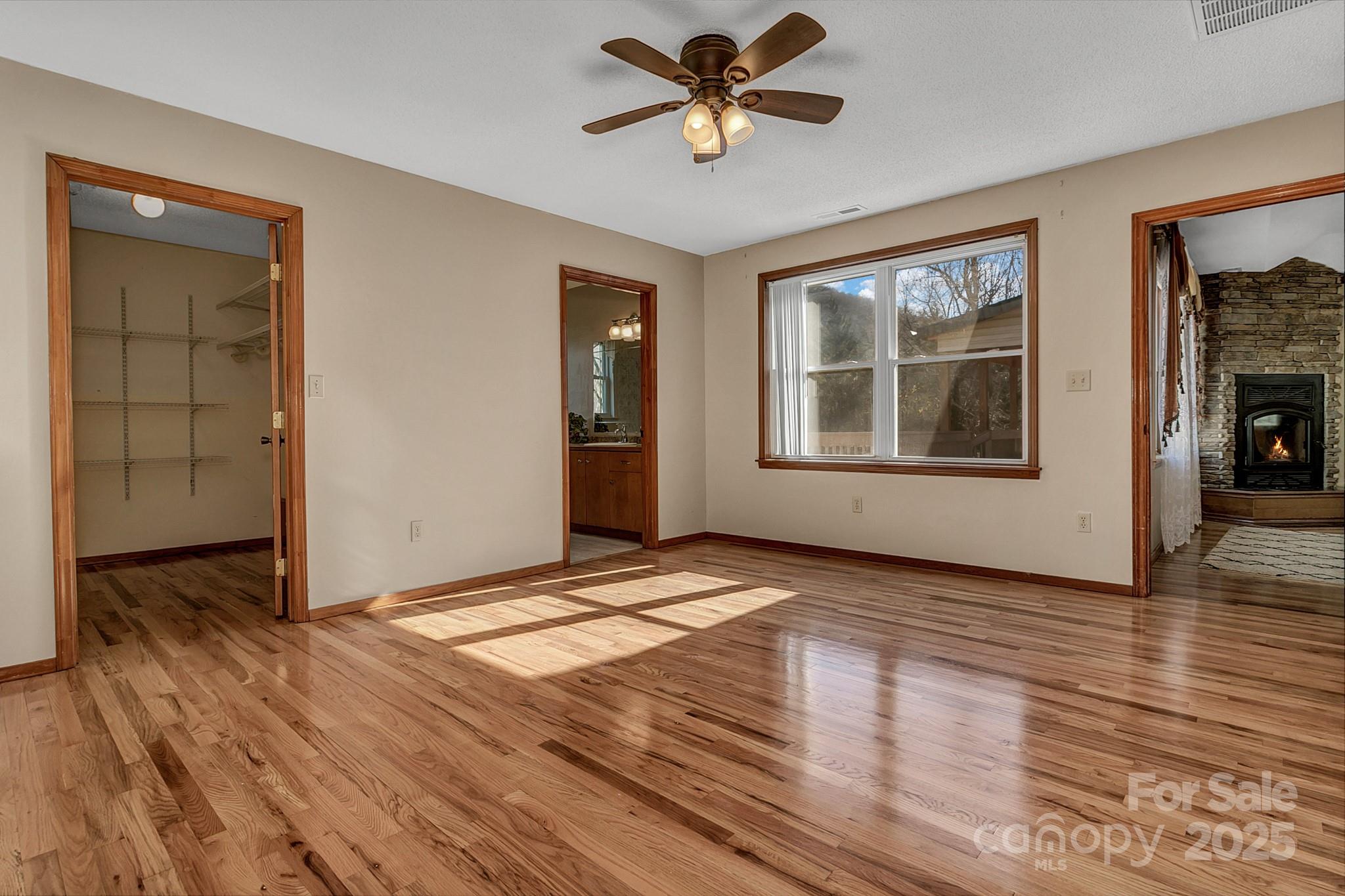 10 Lavender Lane Candler NC 28715