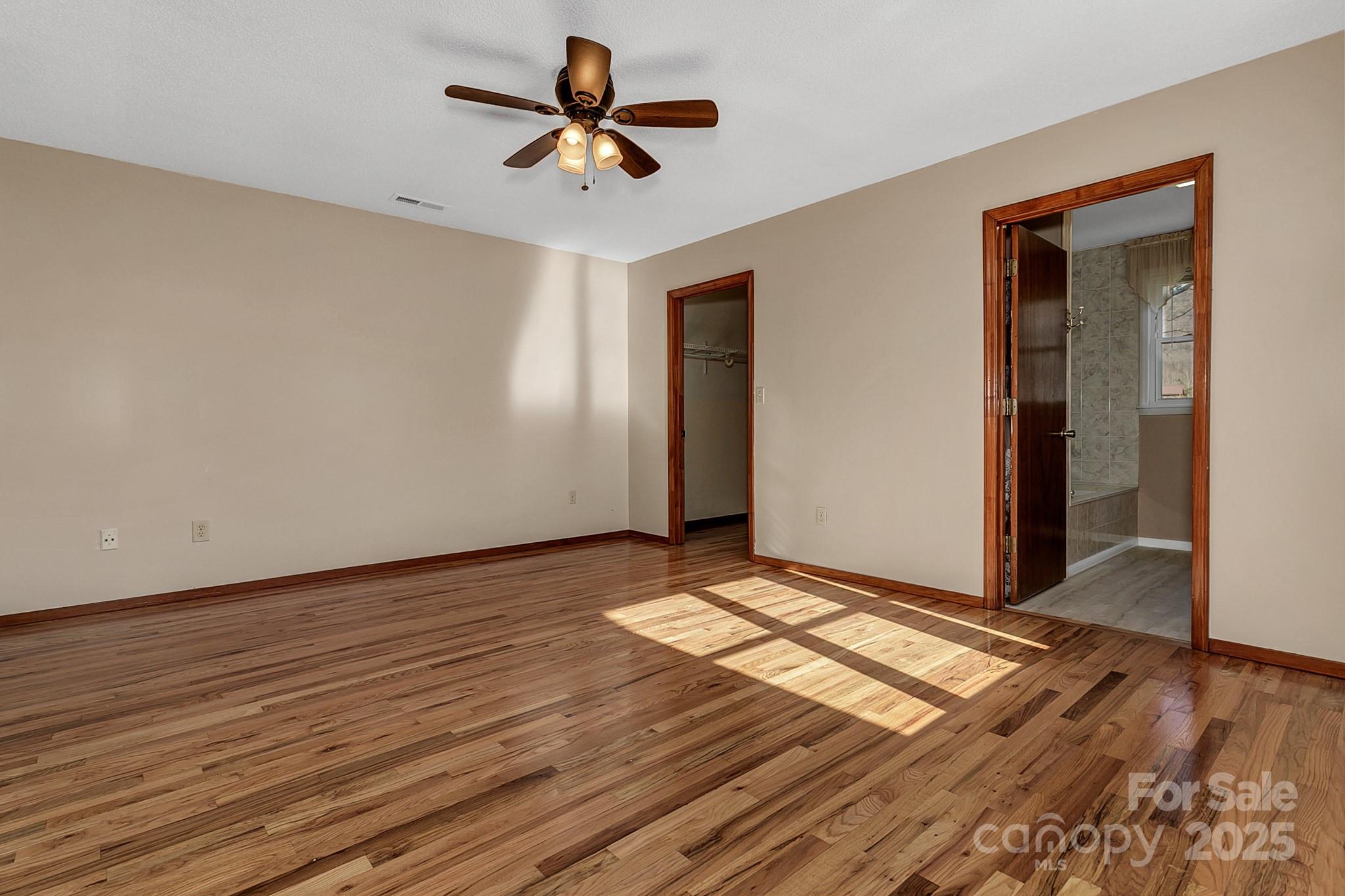 10 Lavender Lane Candler NC 28715