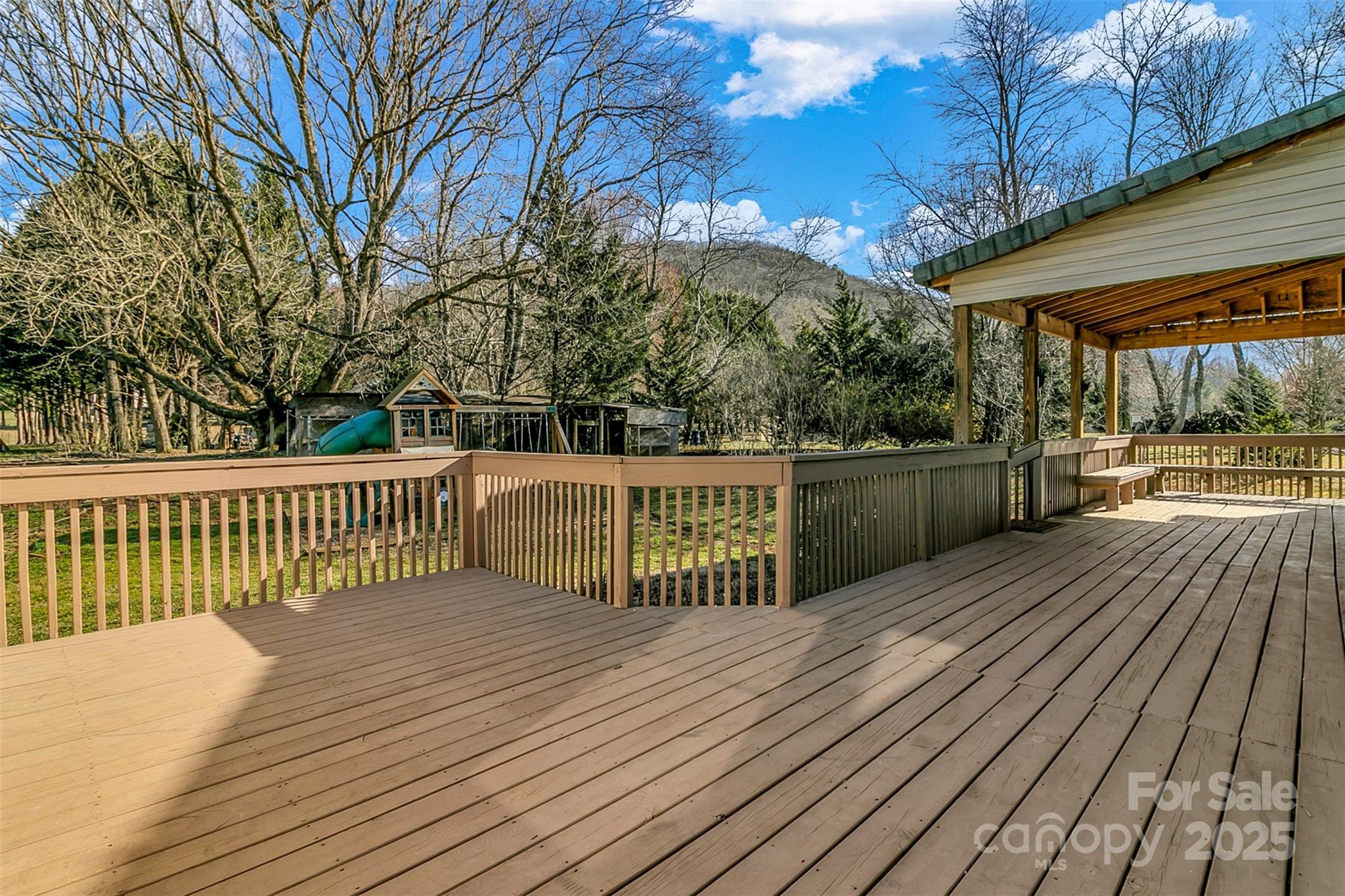 10 Lavender Lane Candler NC 28715