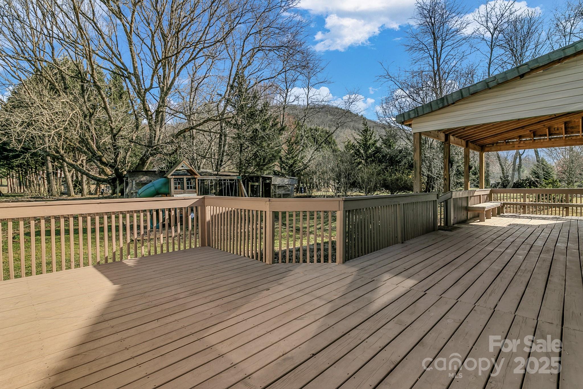 10 Lavender Lane Candler NC 28715