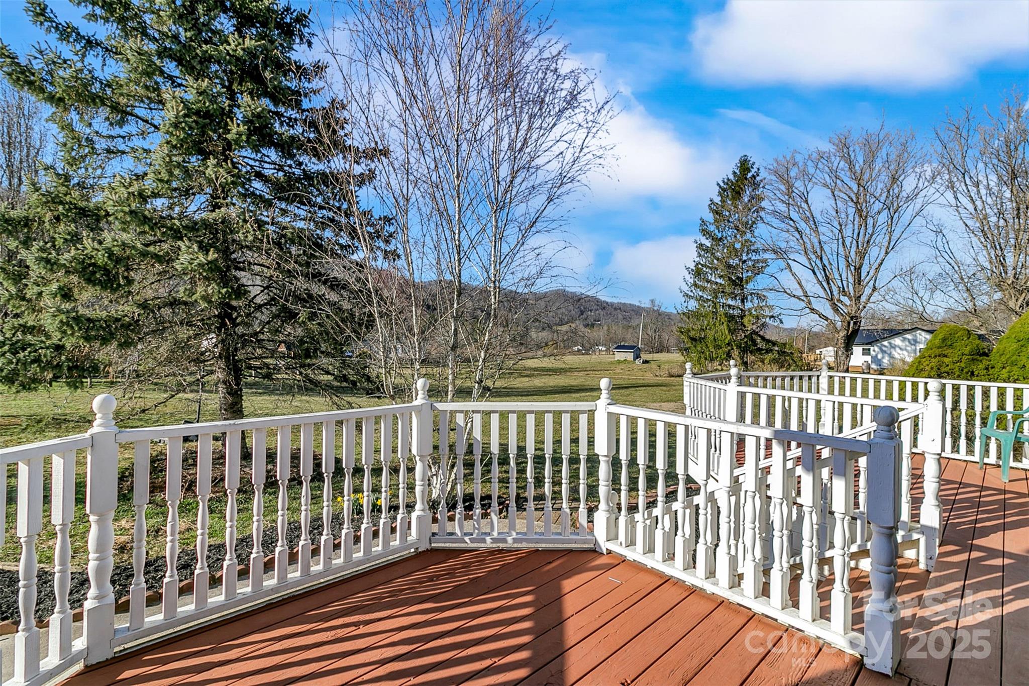 10 Lavender Lane Candler NC 28715